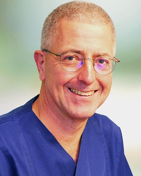 Dr. Alexander Schwarzenböck